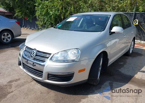2010 Volkswagen Jetta Limited Edition из США, поврежденный, VIN 3VWRX7AJ0AM119357
